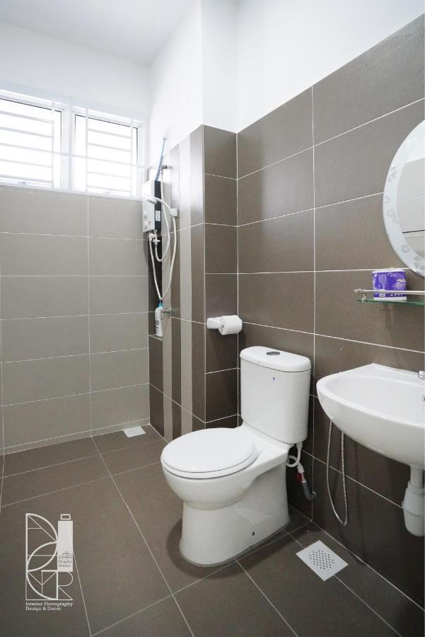 Desaru Ktv Mickey Theme By Joyfully 29M6 Villa Bandar Penawar Exterior photo